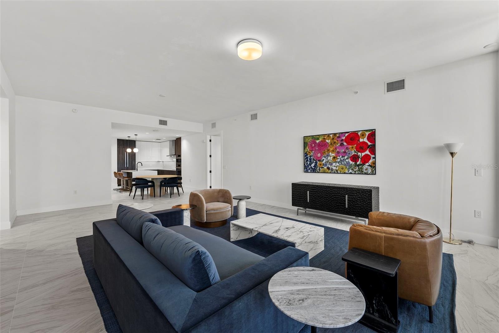 REFLECTION CONDO - Residential Lease