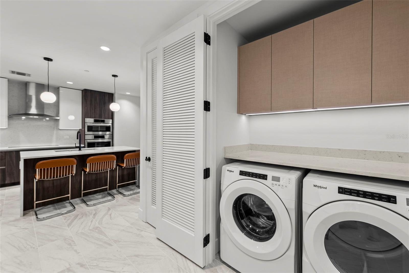 REFLECTION CONDO - Residential Lease