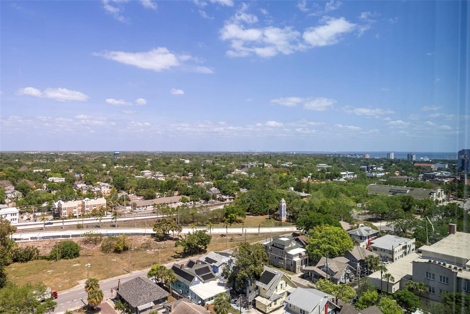 REFLECTION CONDO - Residential Lease