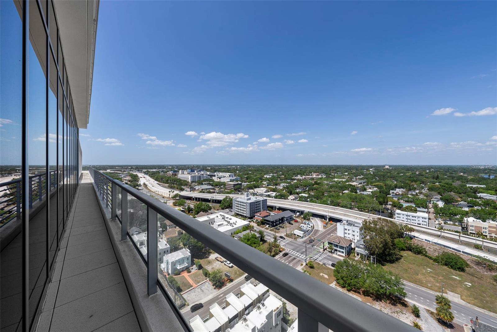 REFLECTION CONDO - Residential Lease