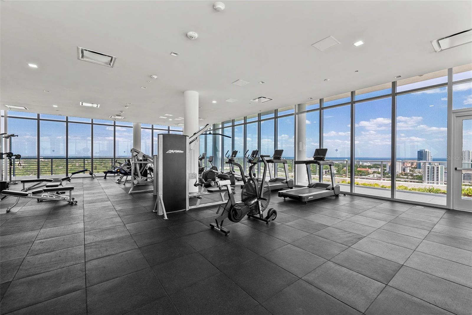 REFLECTION CONDO - Residential Lease