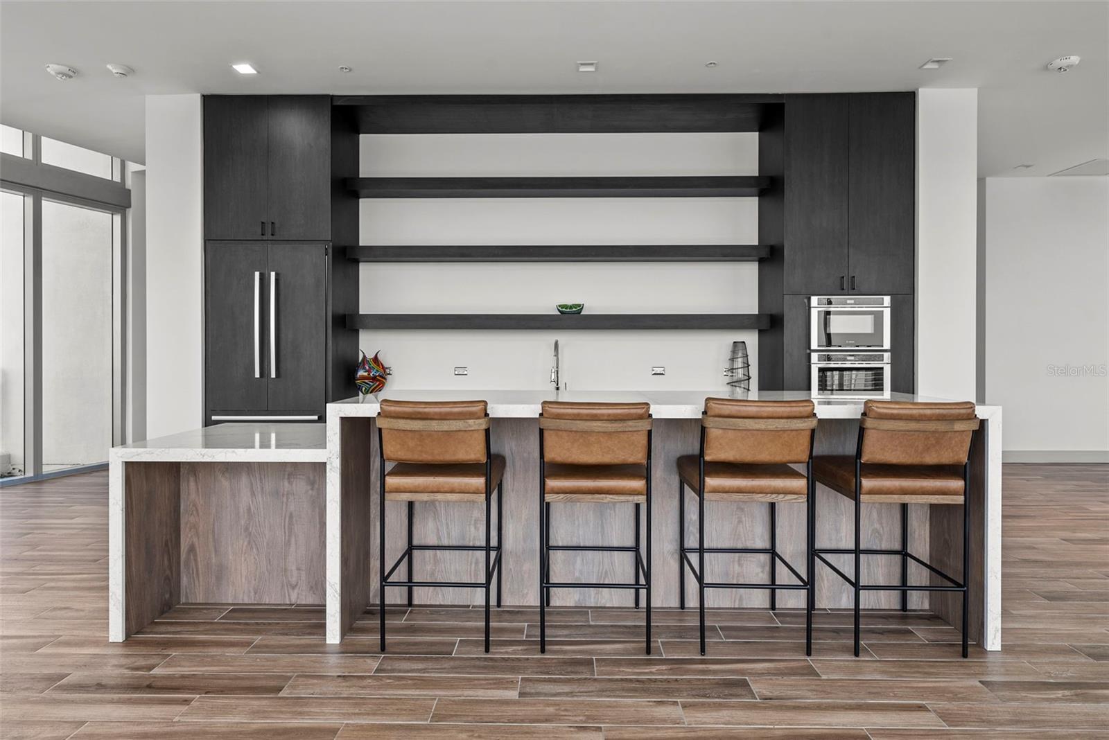 REFLECTION CONDO - Residential Lease