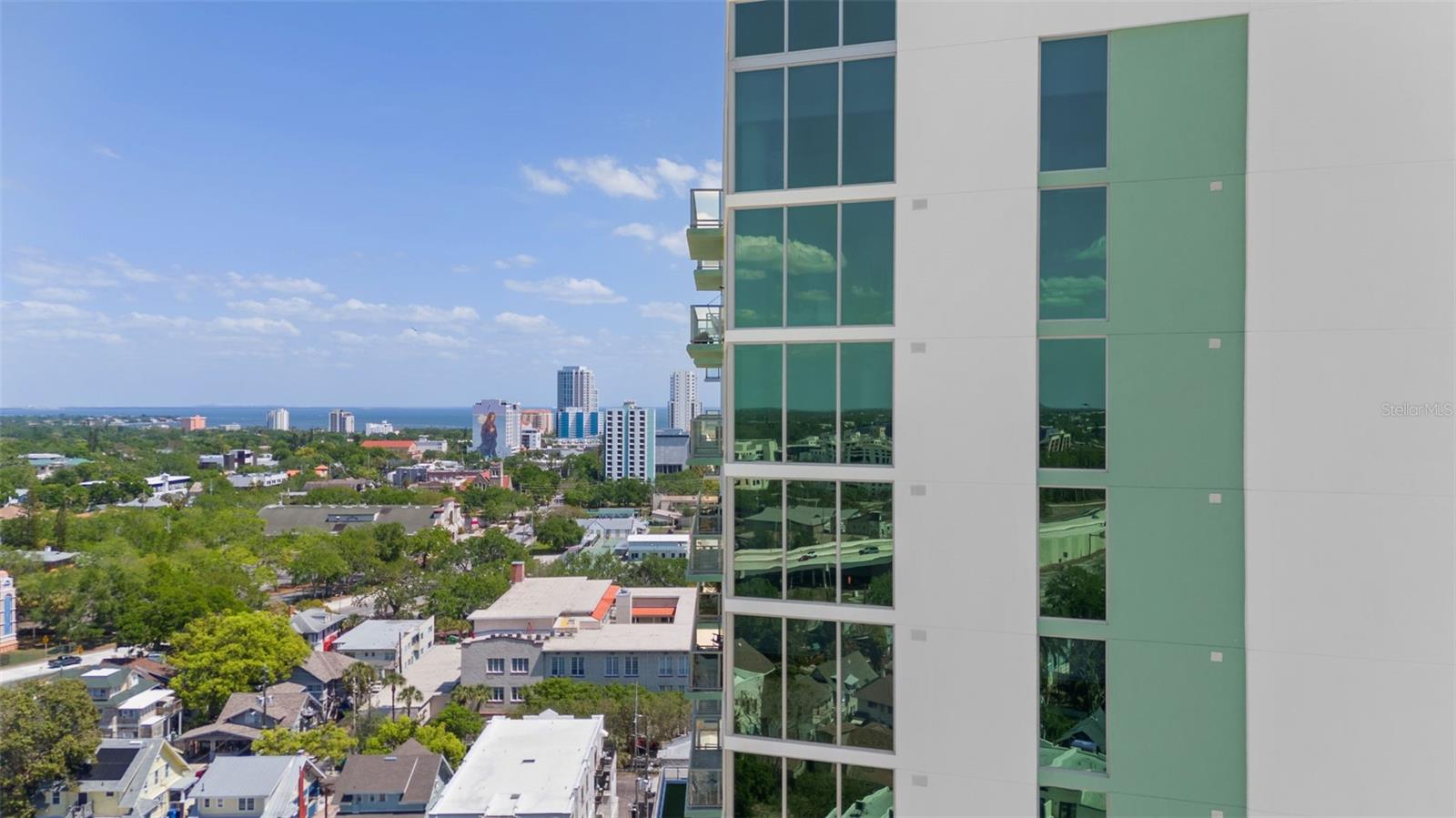 REFLECTION CONDO - Residential Lease