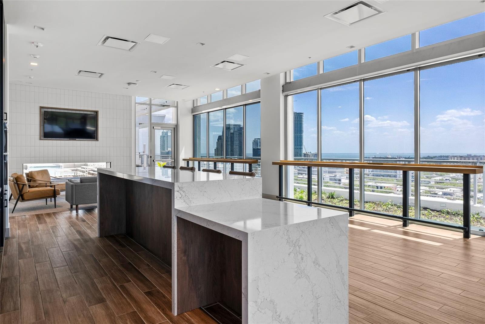 REFLECTION CONDO - Residential Lease