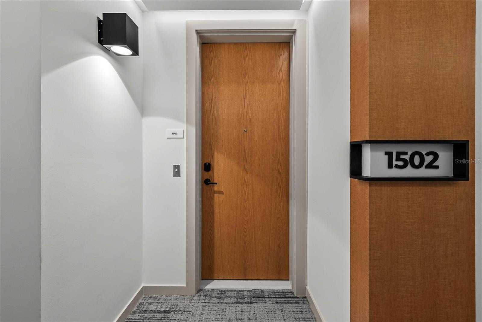 REFLECTION CONDO - Residential Lease