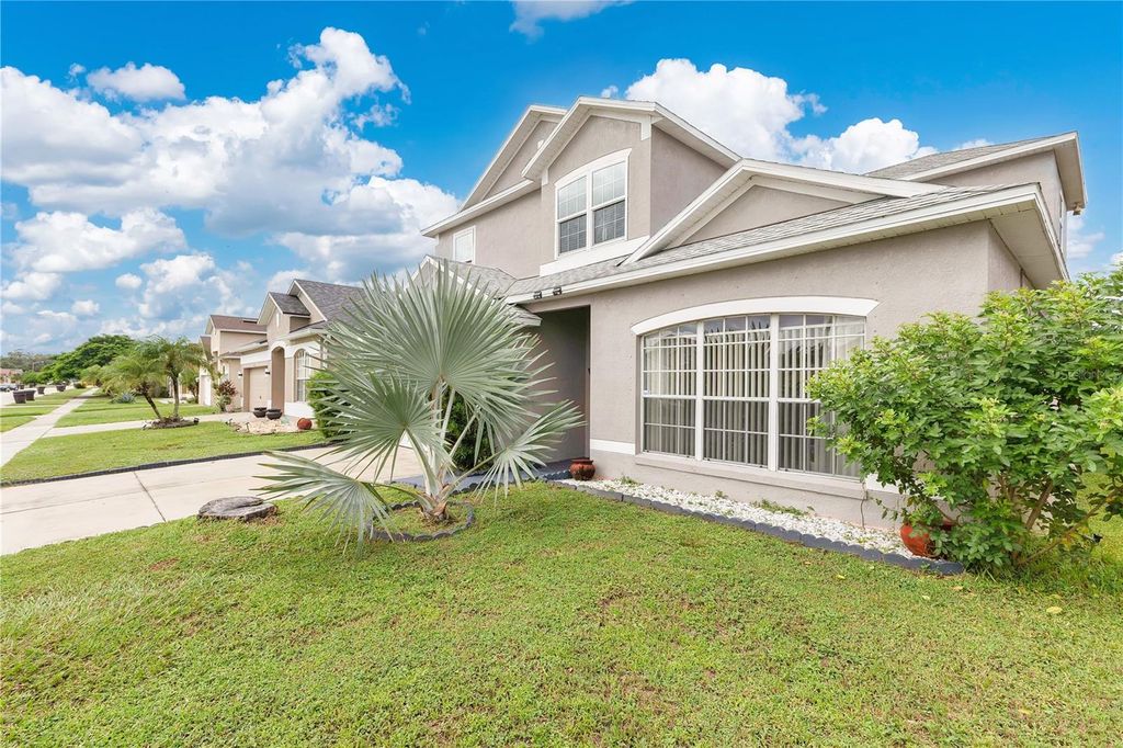 Photo of 2263 Mallard Creek Circle, Kissimmee, FL 34743 (MLS # S5136124)