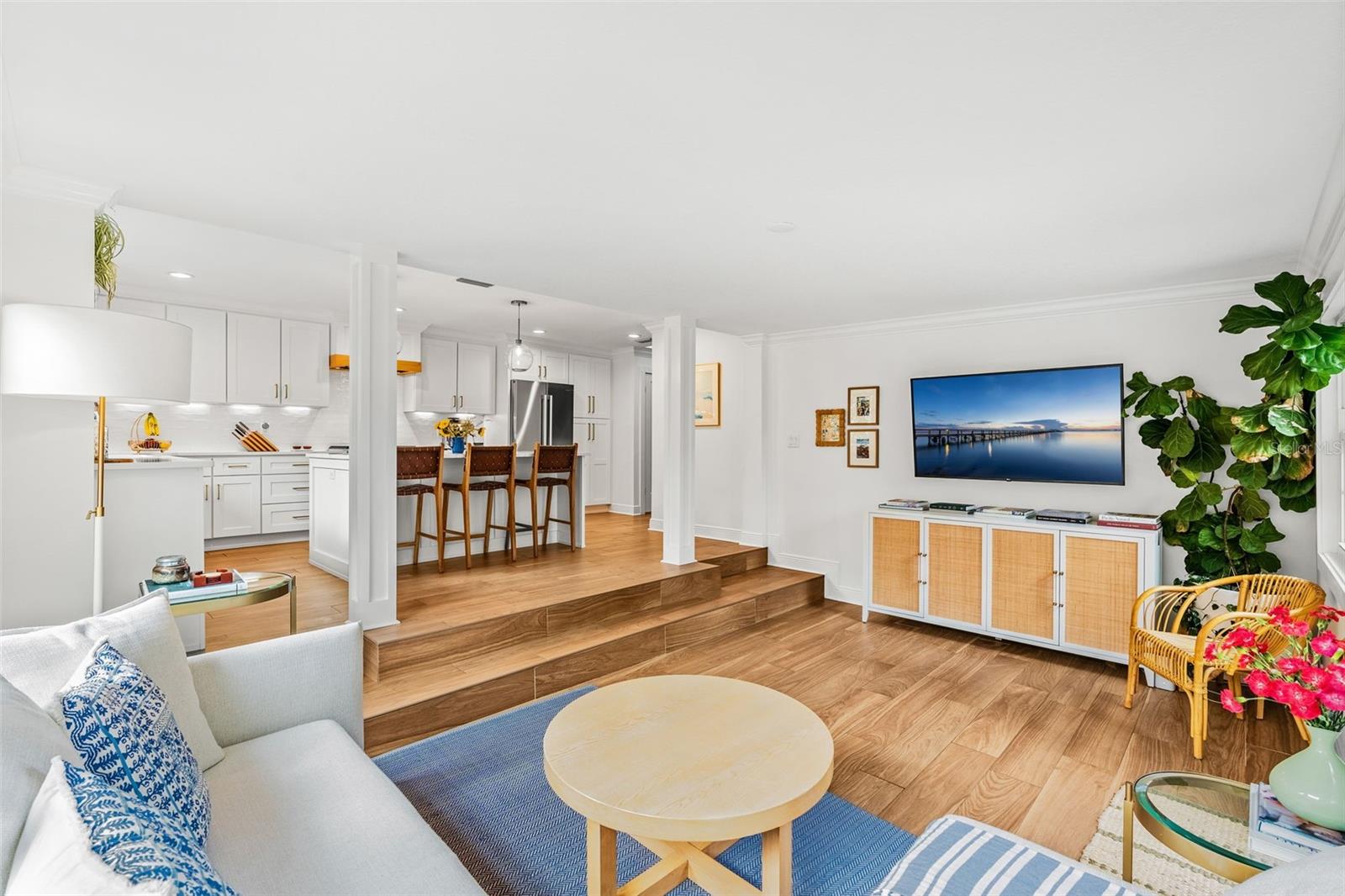 PALM TERRACE - Residential