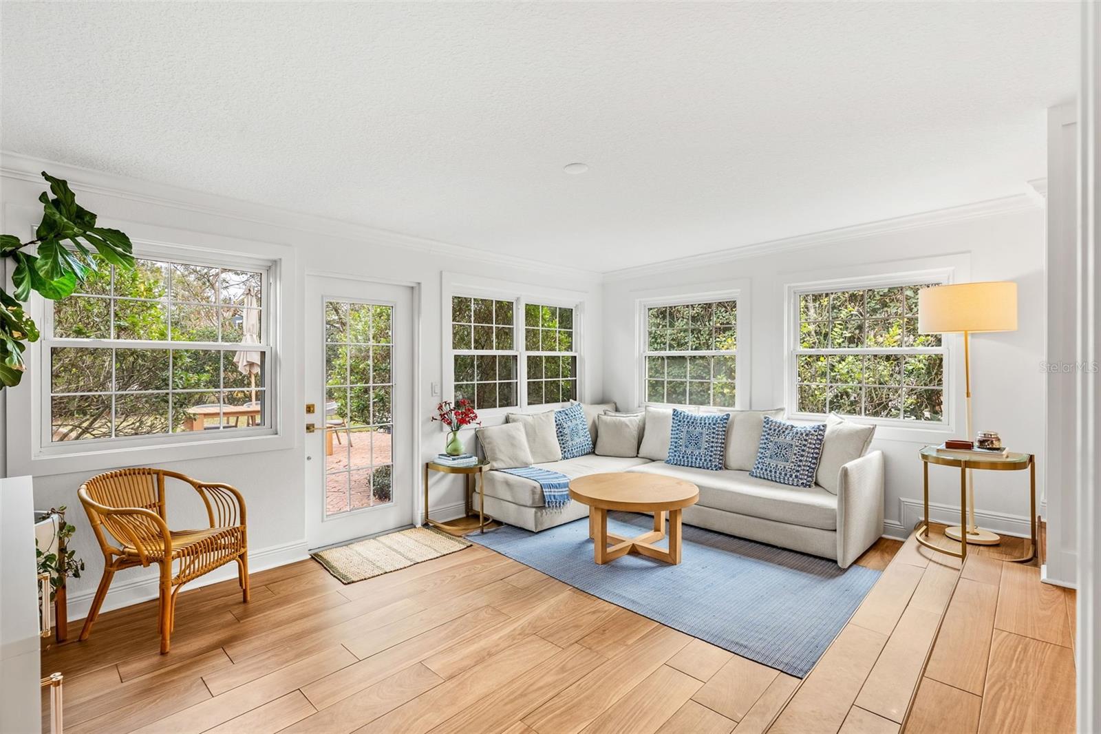 PALM TERRACE - Residential