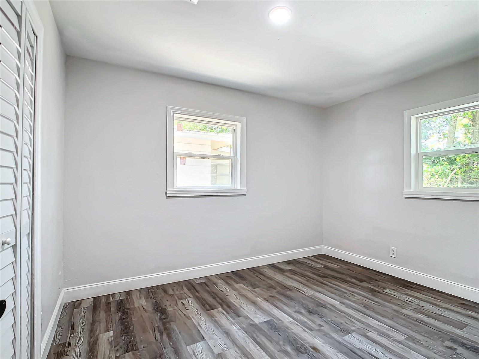 WEST SHADOW LAWN - Residential