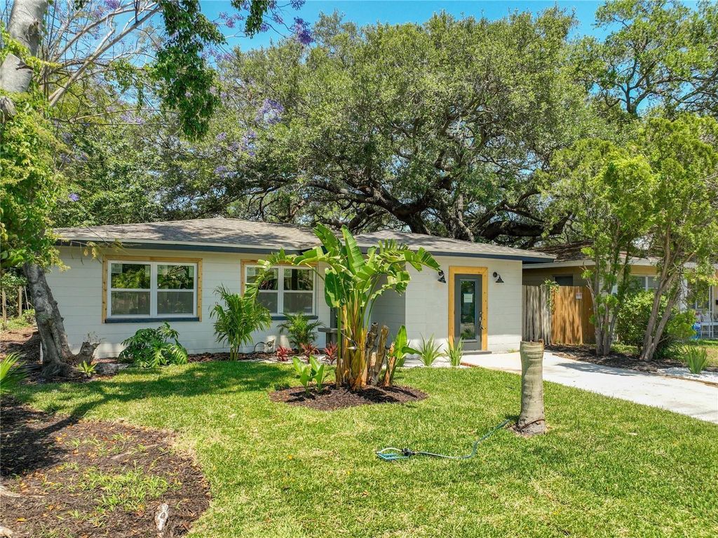 Photo of 4629 26th Avenue S, St Petersburg, FL 33711 (MLS # W7884641)