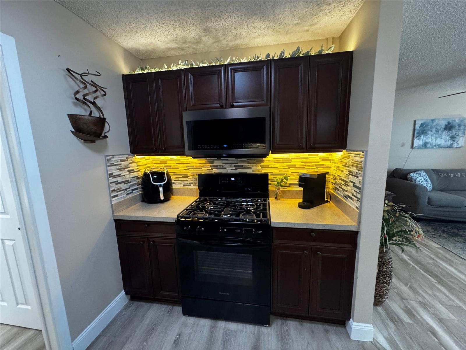 IVYSTONE VILLAS - Residential Lease