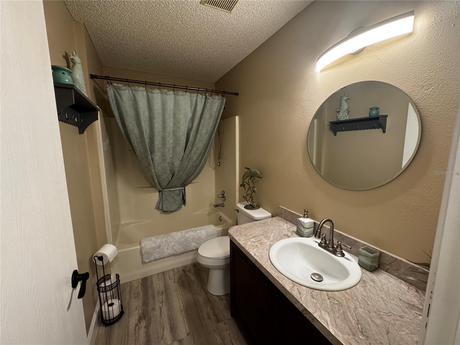 IVYSTONE VILLAS - Residential Lease