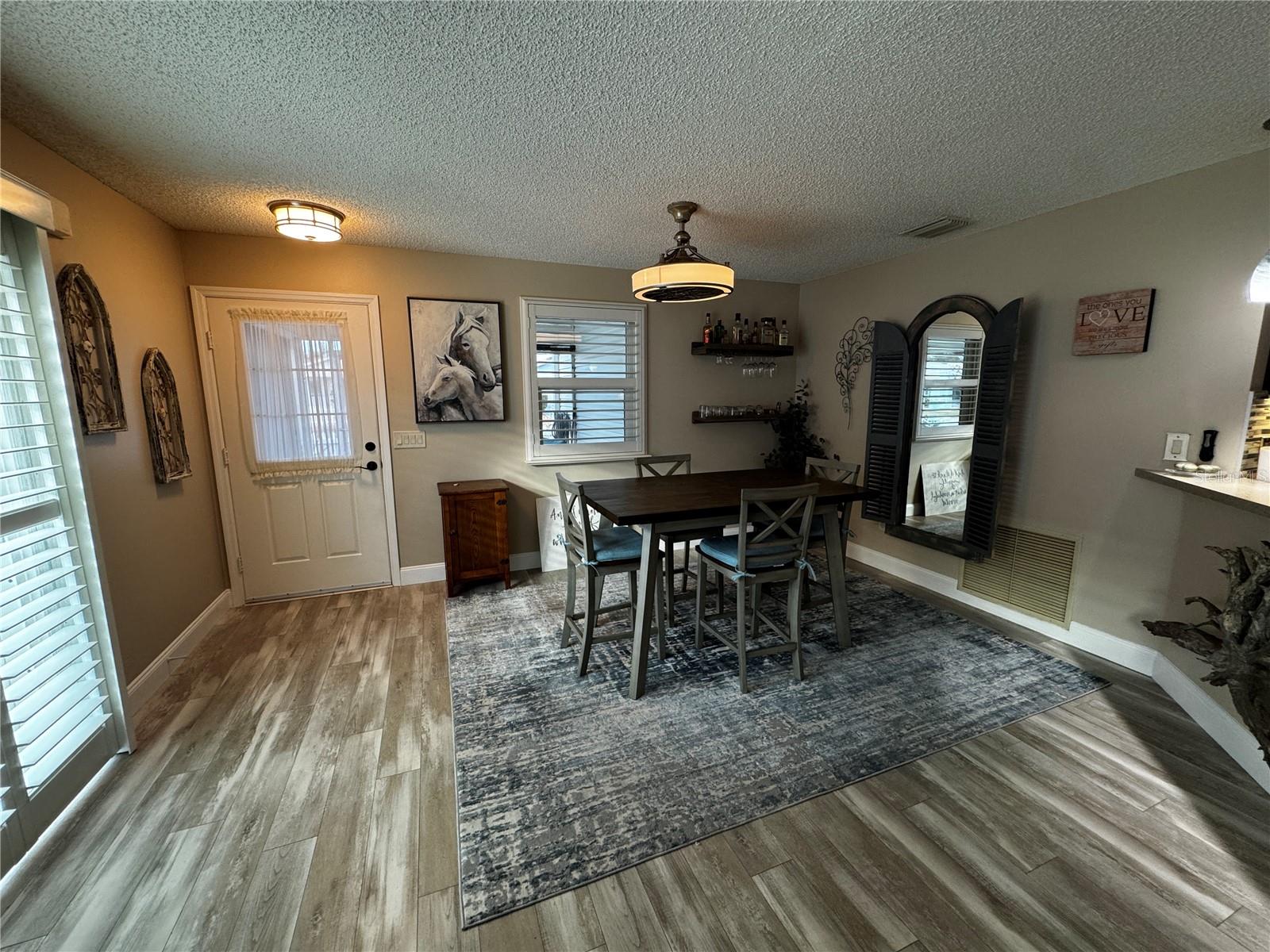 IVYSTONE VILLAS - Residential Lease