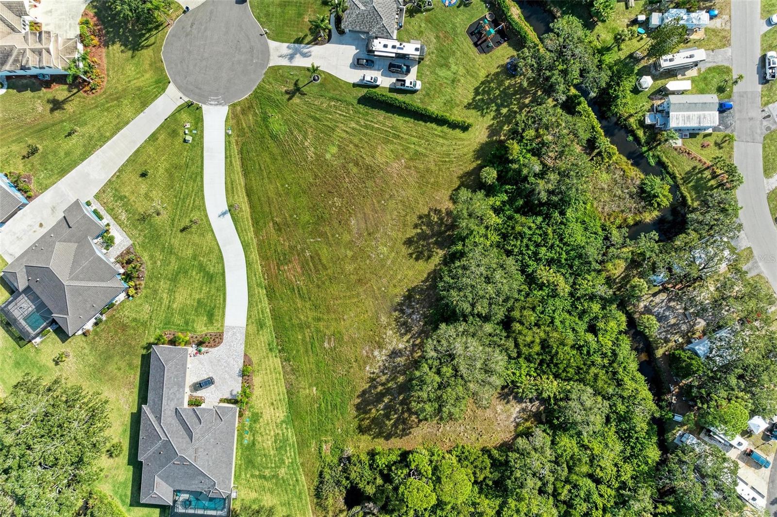 CYPRESS CREEK ESTATES - Land