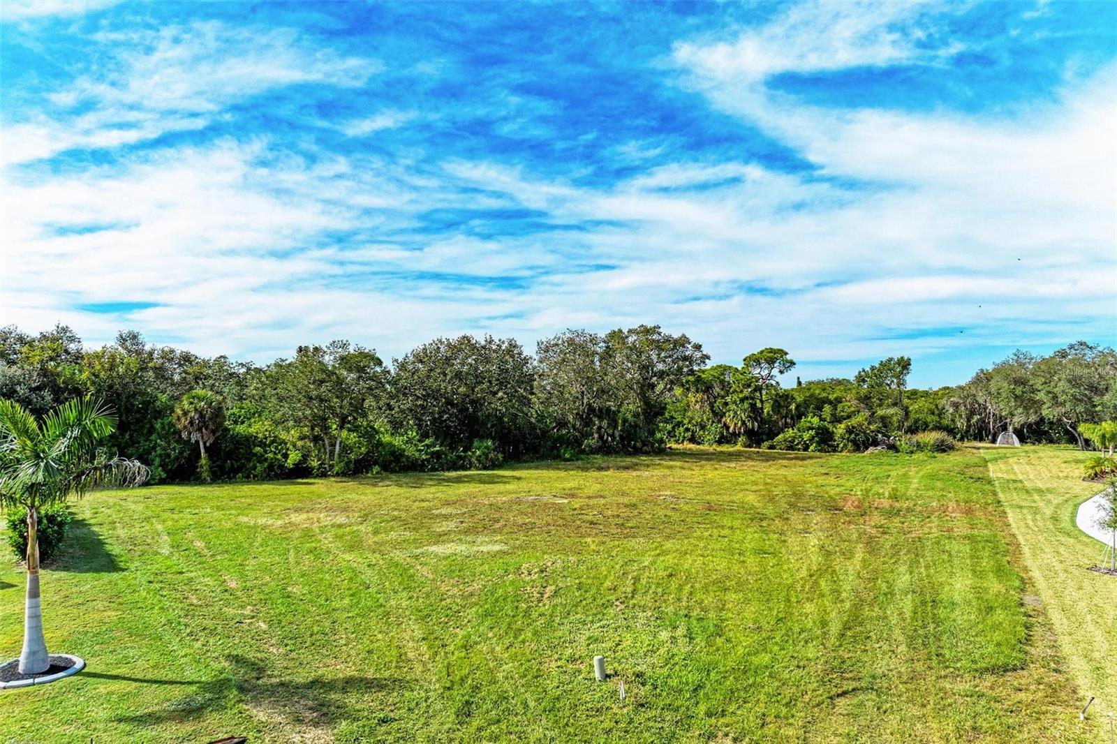 CYPRESS CREEK ESTATES - Land