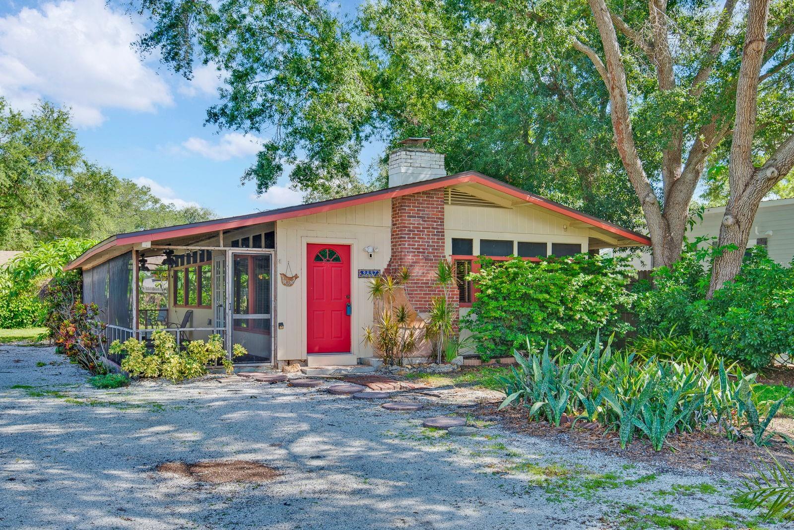 2837 FOREST LANE