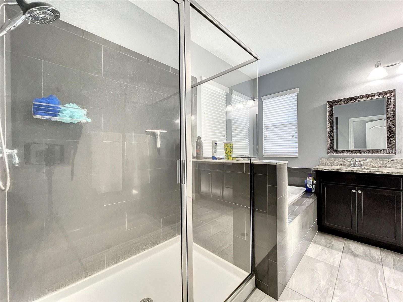 FISHHAWK RANCH WEST PH 1B/1C - Residential Lease