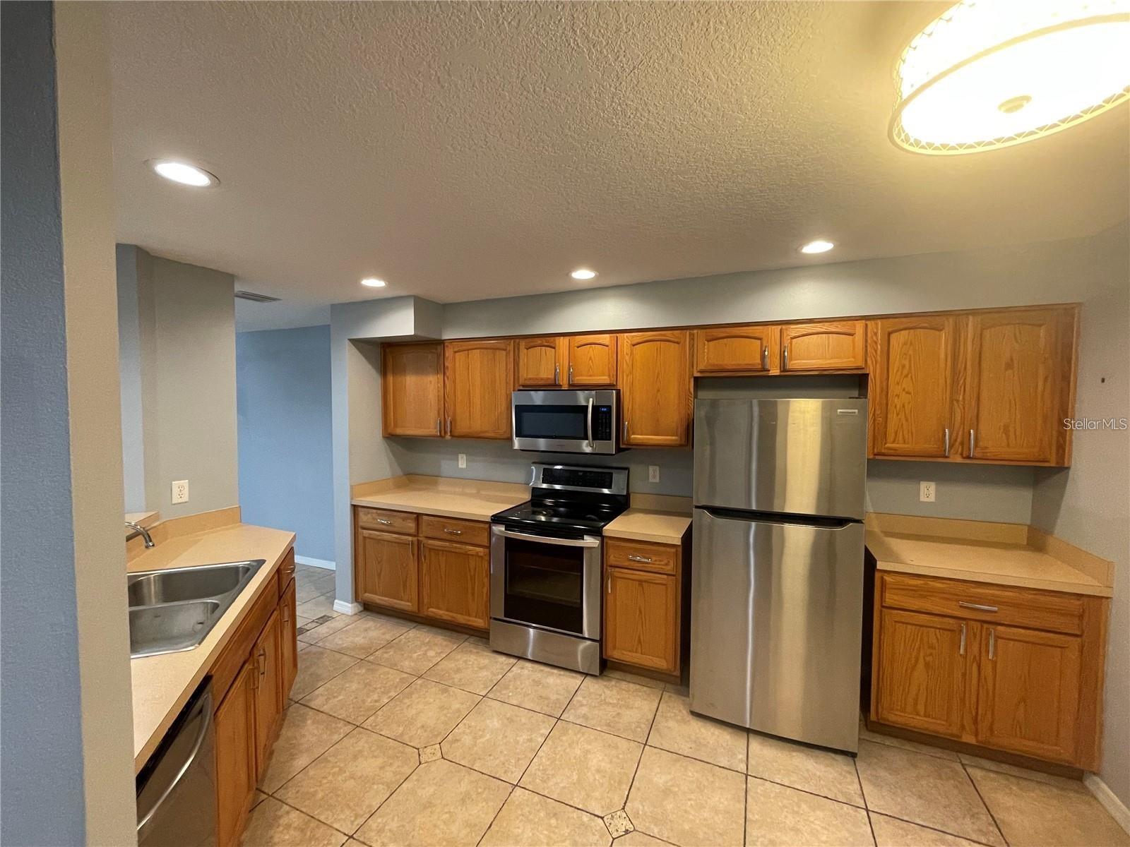 4503 OAK ARBOR CIRCLE