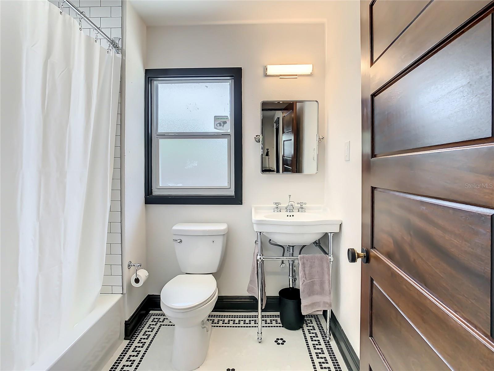 RECORD GROVE - Residential