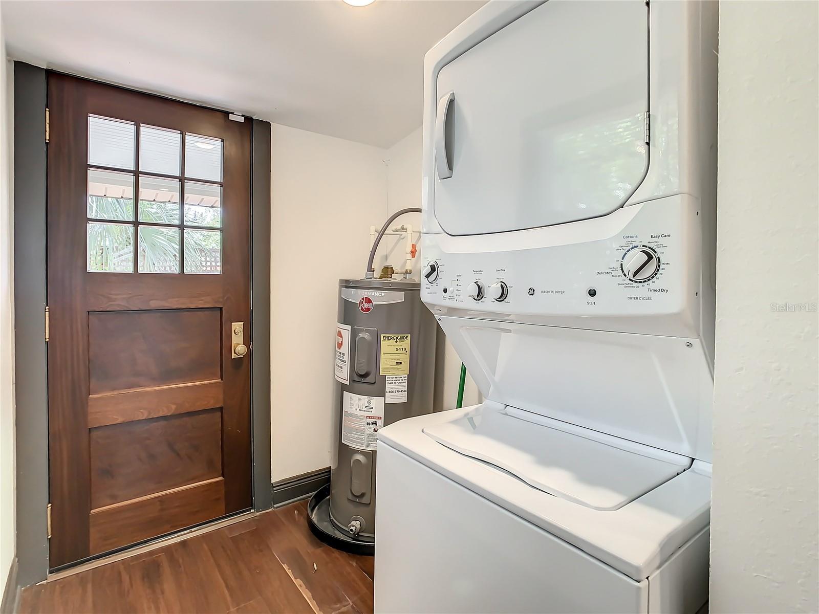 RECORD GROVE - Residential