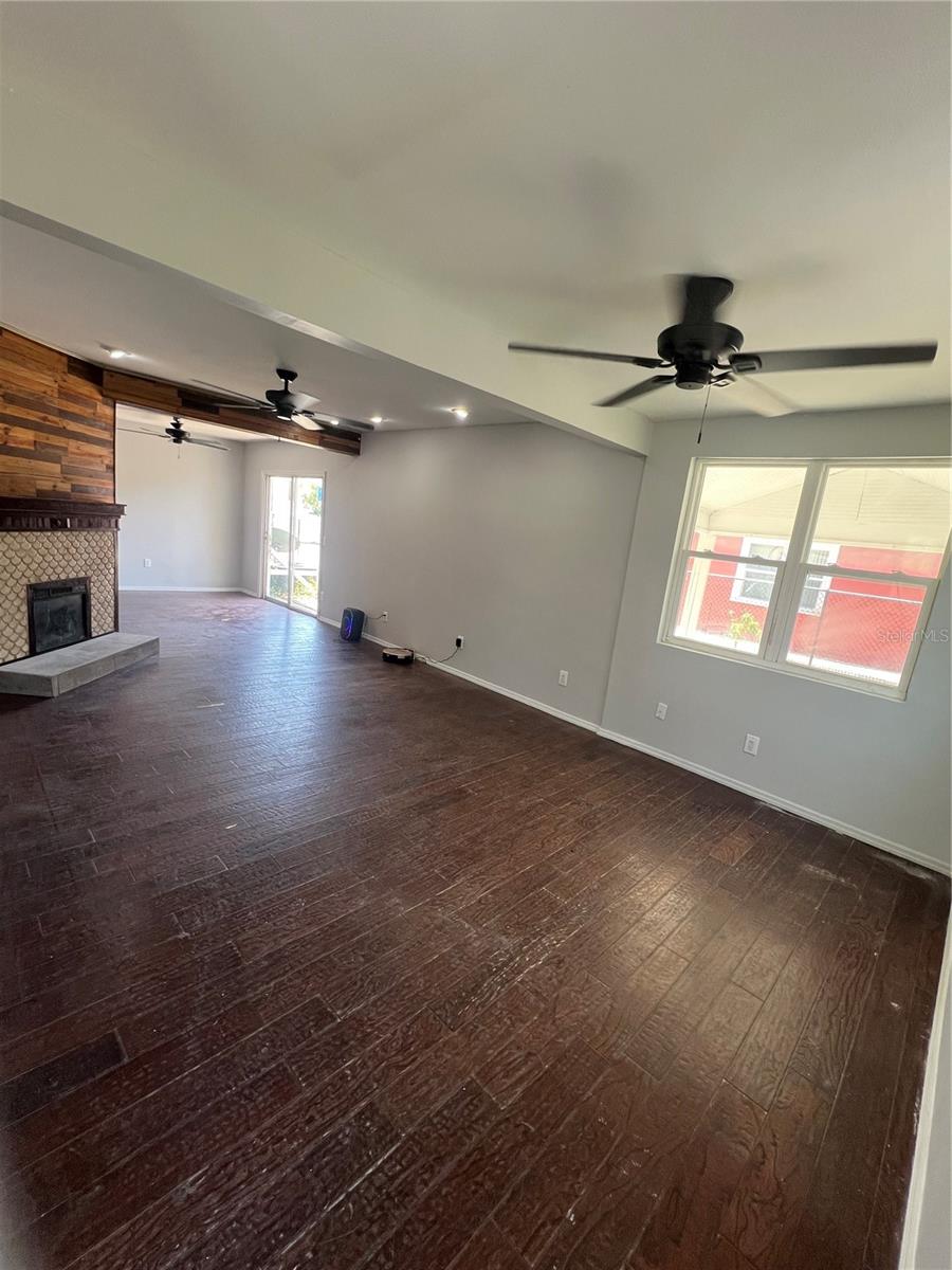 BAYOU VIEW - Residential Lease