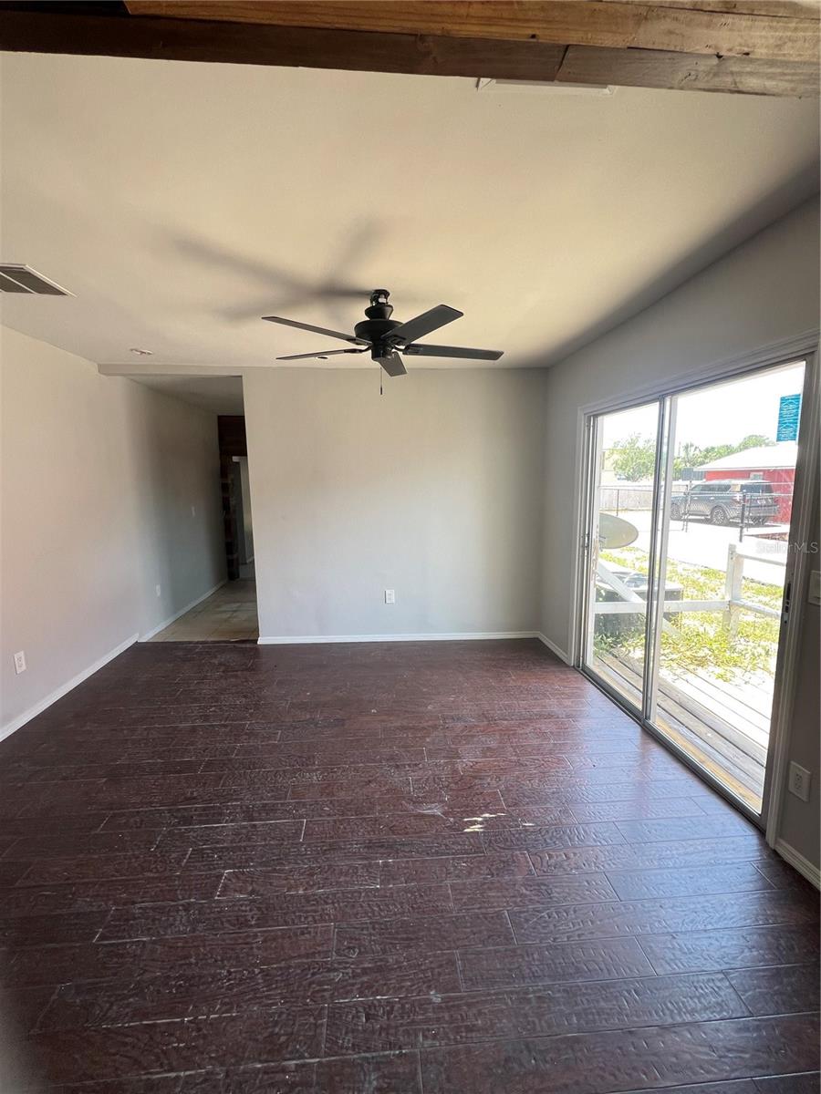 BAYOU VIEW - Residential Lease