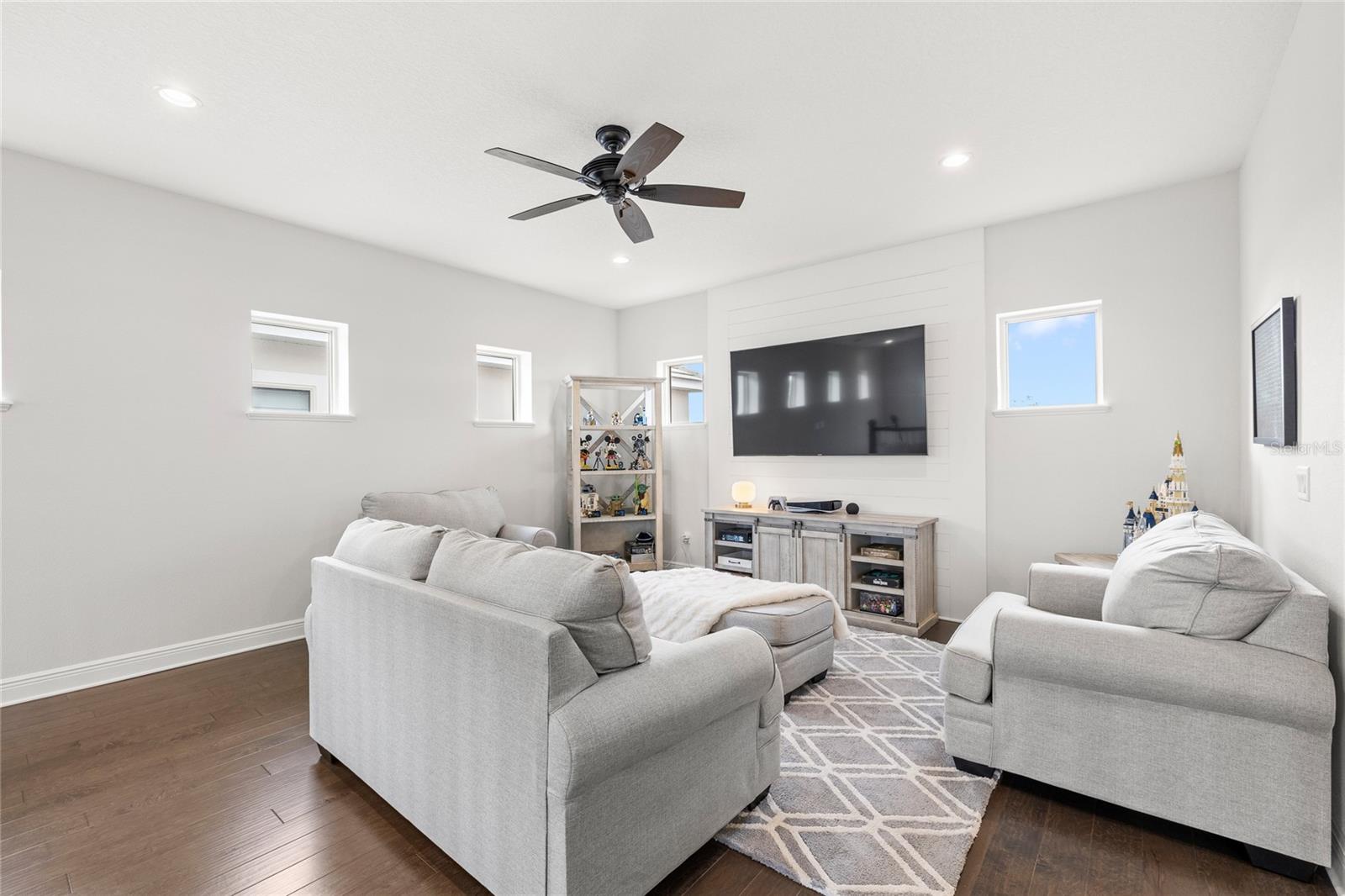 LAKESHORE PRESERVE PH 5 - Residential