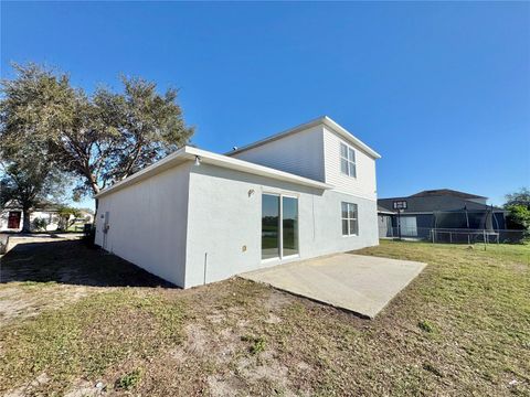 A home in WINTER HAVEN