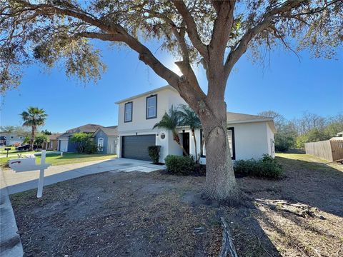 A home in WINTER HAVEN