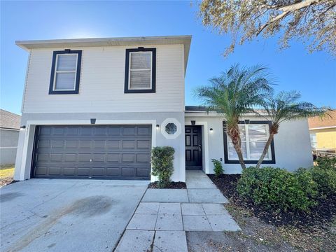 A home in WINTER HAVEN