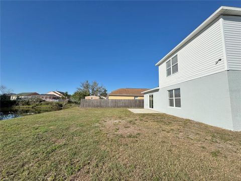 A home in WINTER HAVEN