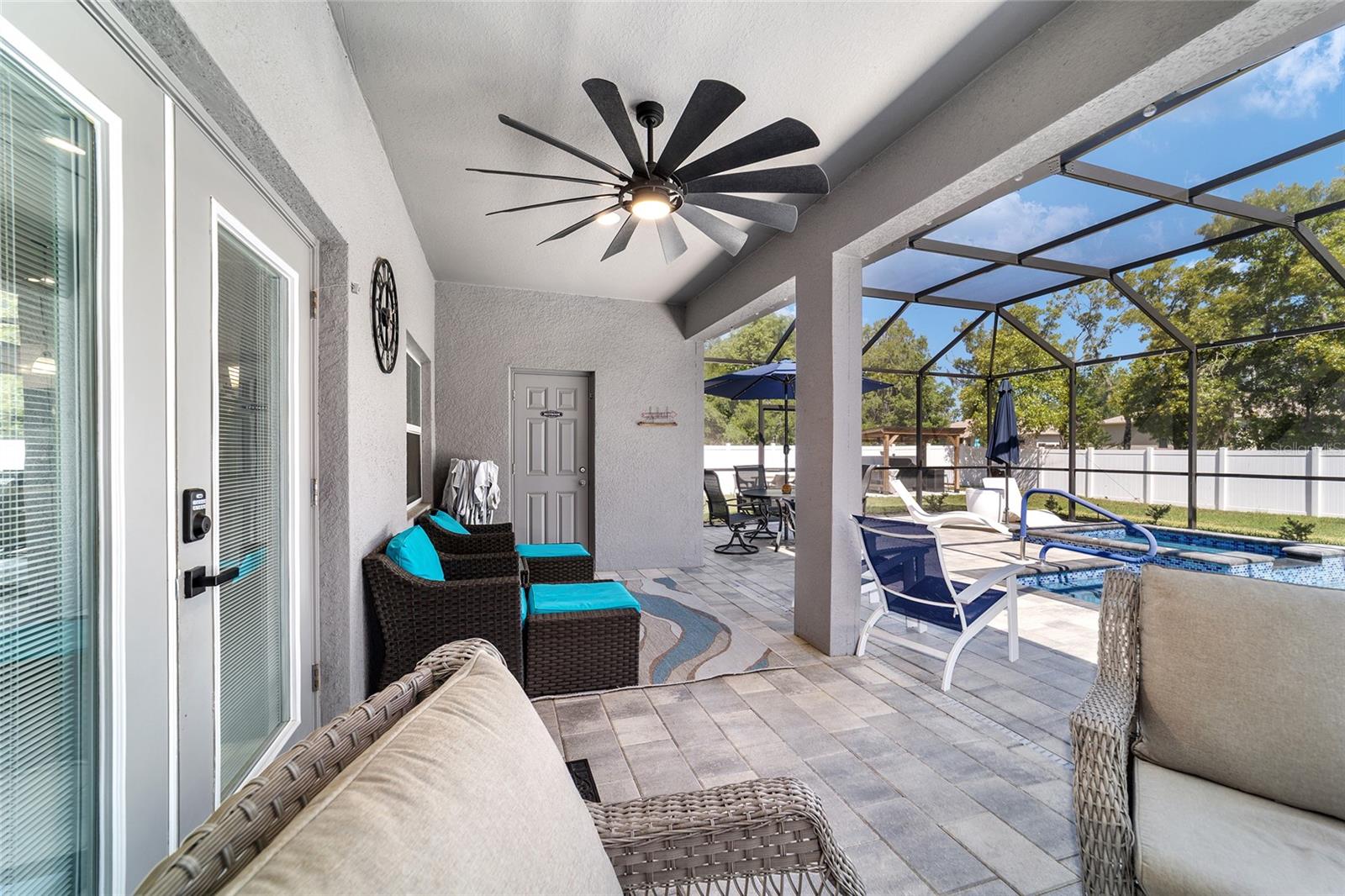 KINGSLAND COUNTRY ESTATE - Residential