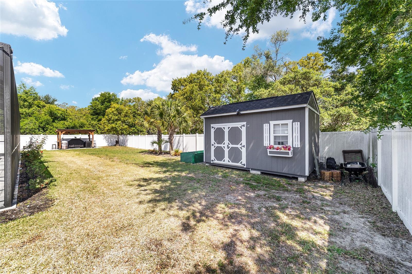 KINGSLAND COUNTRY ESTATE - Residential