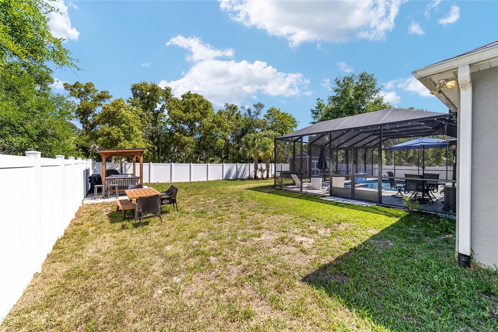 KINGSLAND COUNTRY ESTATE - Residential