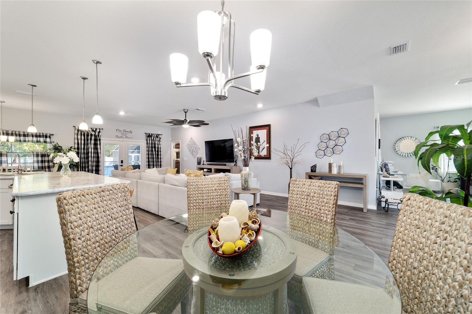 KINGSLAND COUNTRY ESTATE - Residential