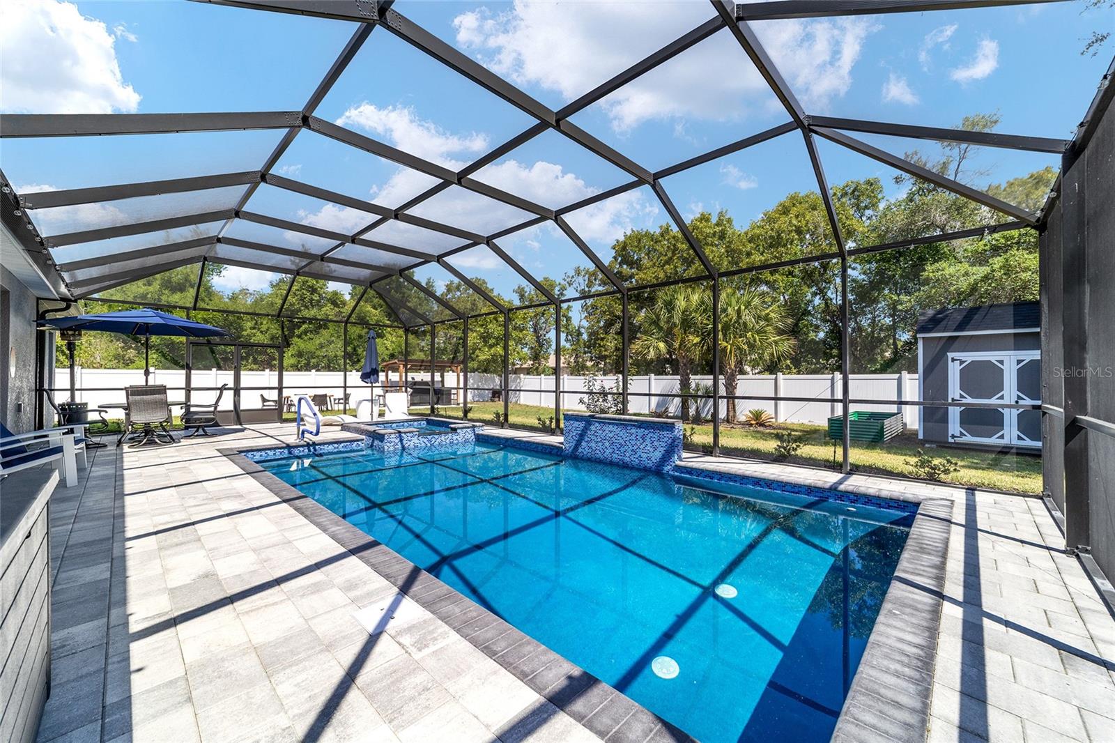 KINGSLAND COUNTRY ESTATE - Residential