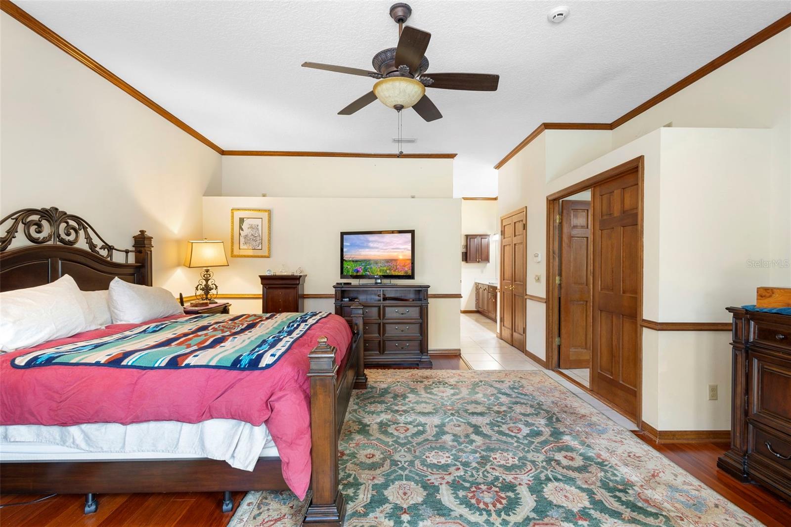 QUAIL HOLLOW/RIVER - Residential