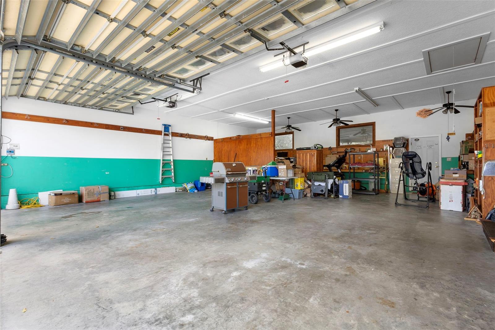 QUAIL HOLLOW/RIVER - Residential