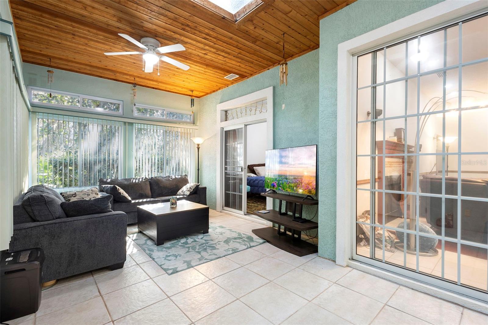 QUAIL HOLLOW/RIVER - Residential