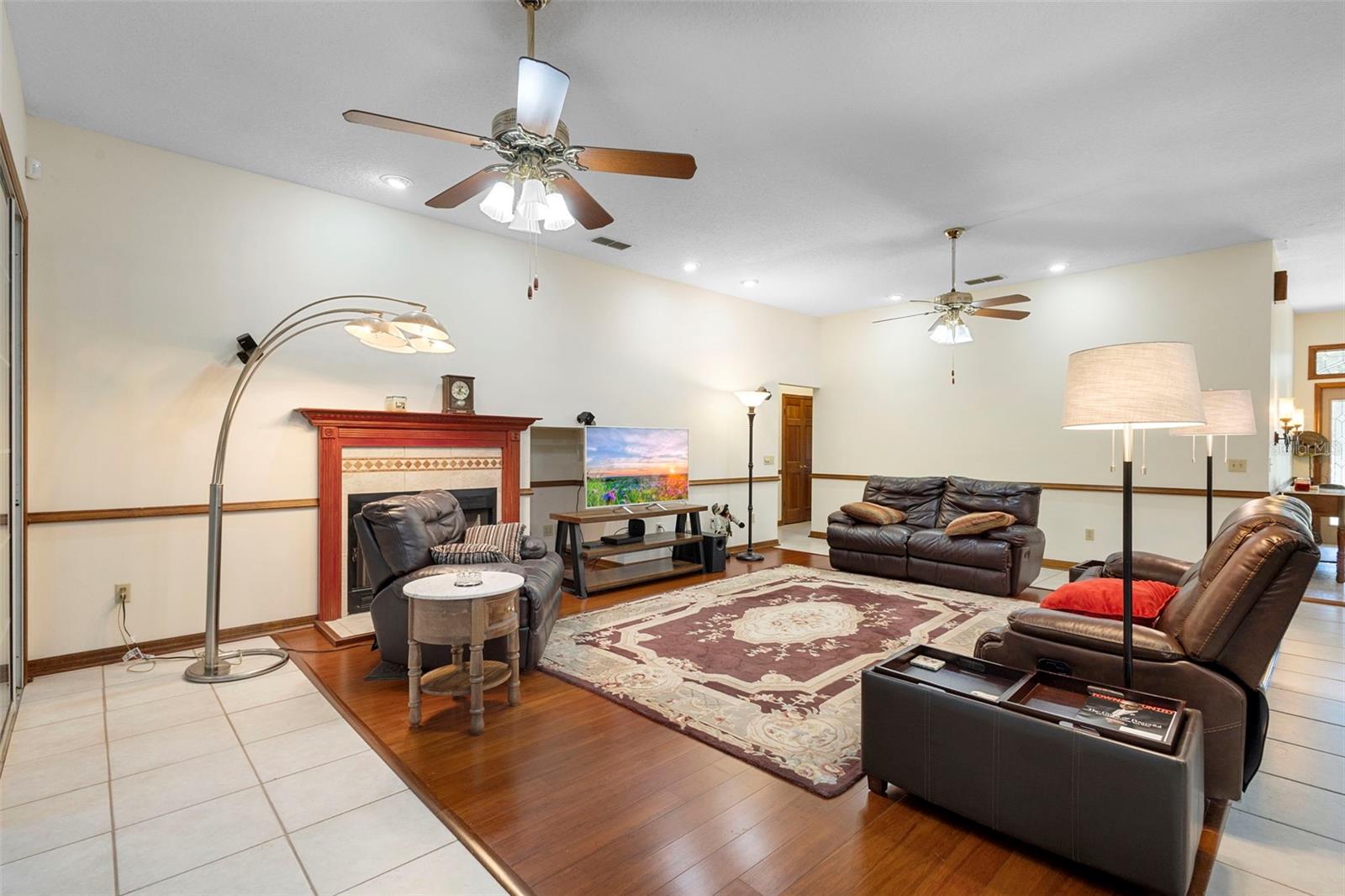 QUAIL HOLLOW/RIVER - Residential