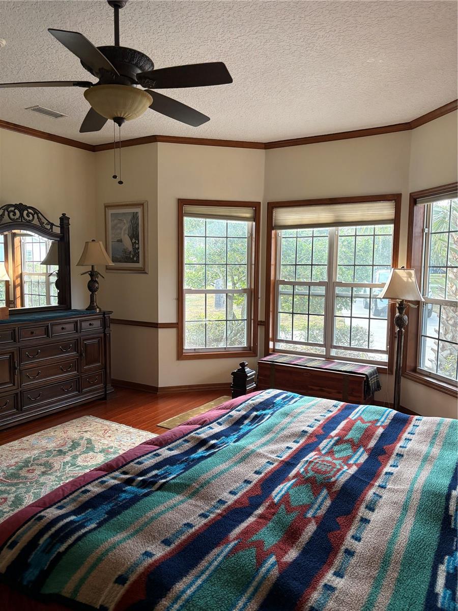 QUAIL HOLLOW/RIVER - Residential