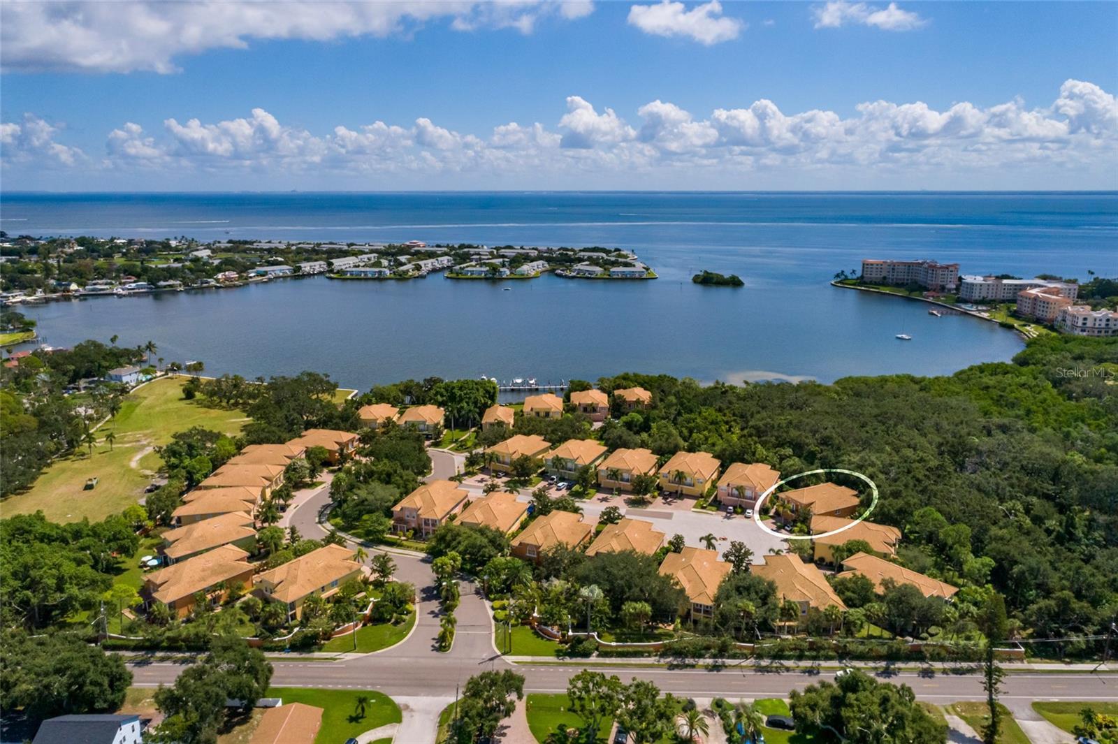 190 BANYAN BAY DRIVE