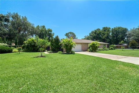 A home in AUBURNDALE