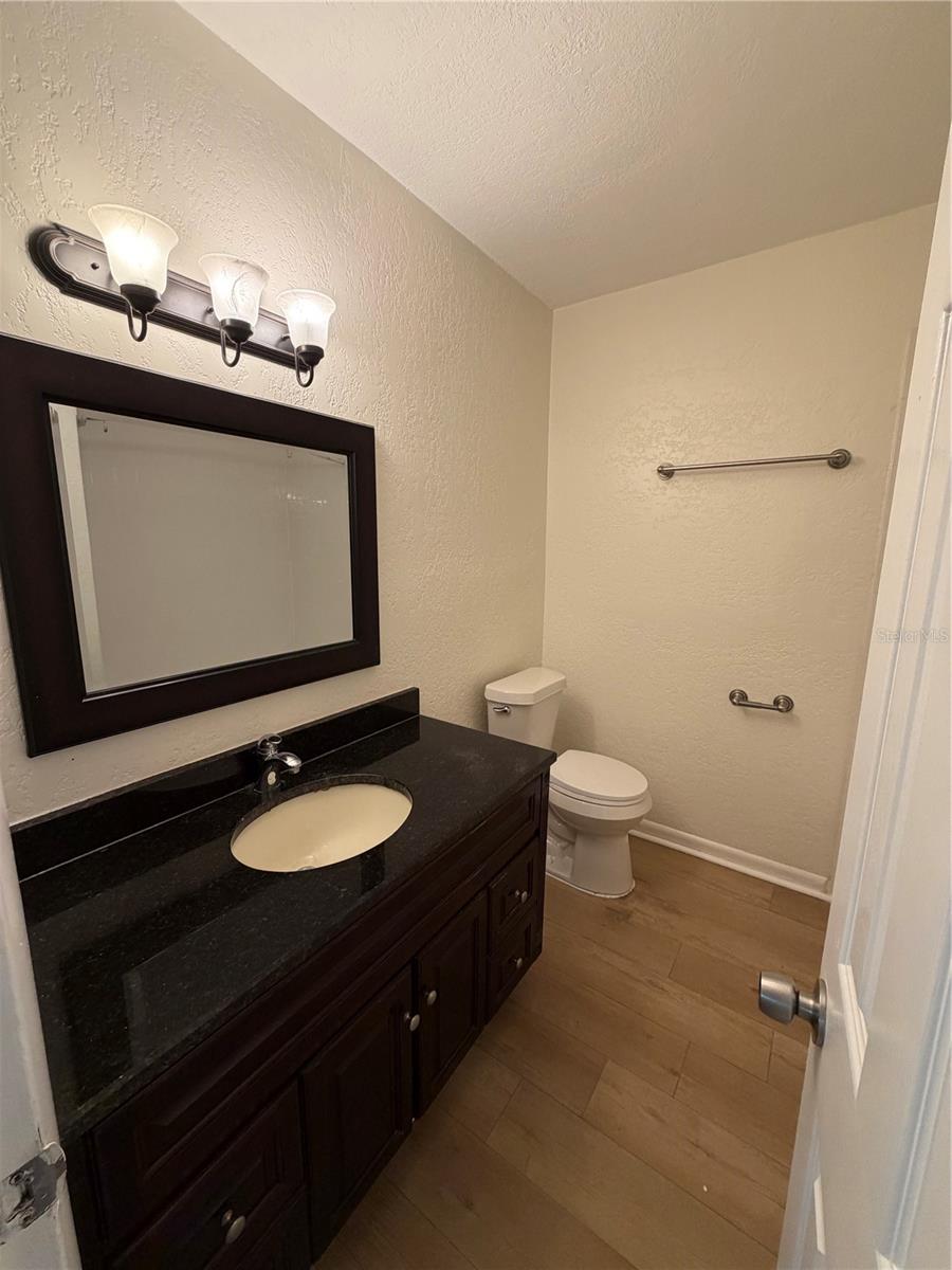 HIGHWAY PARK - Residential Lease