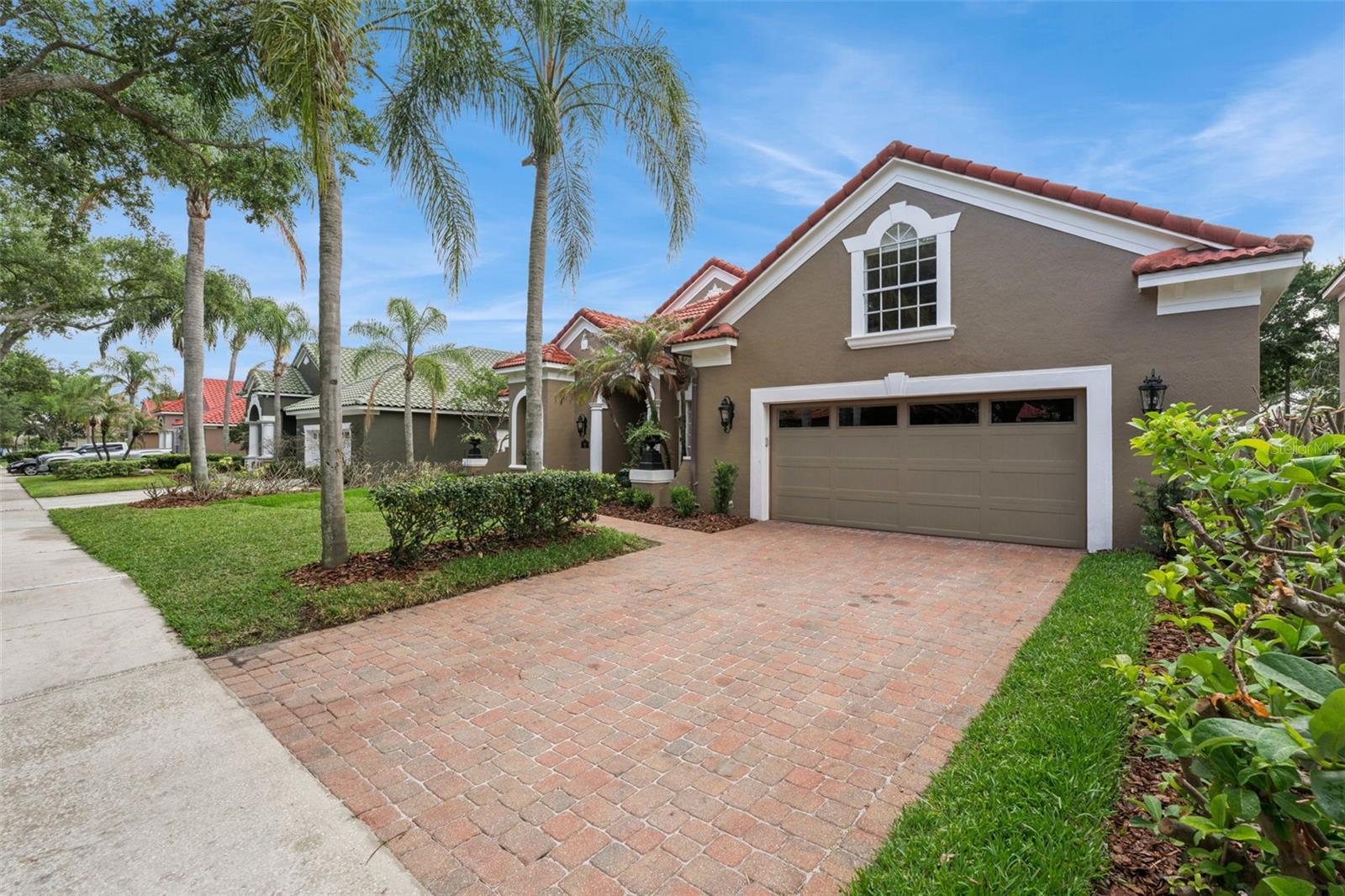 1867 VERDE WAY