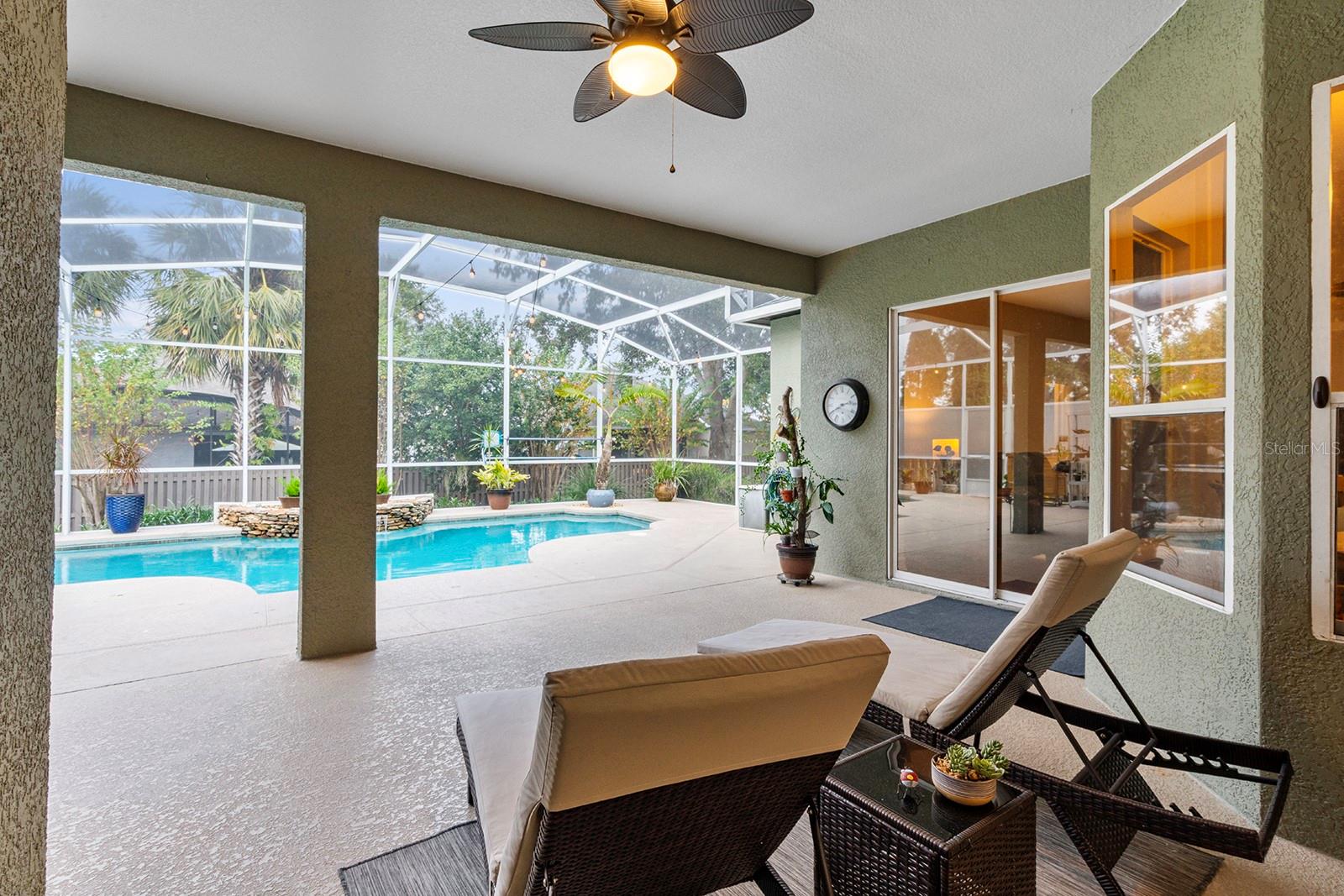 ESTATES AT ALOMA WOODS PH 2 - Residential