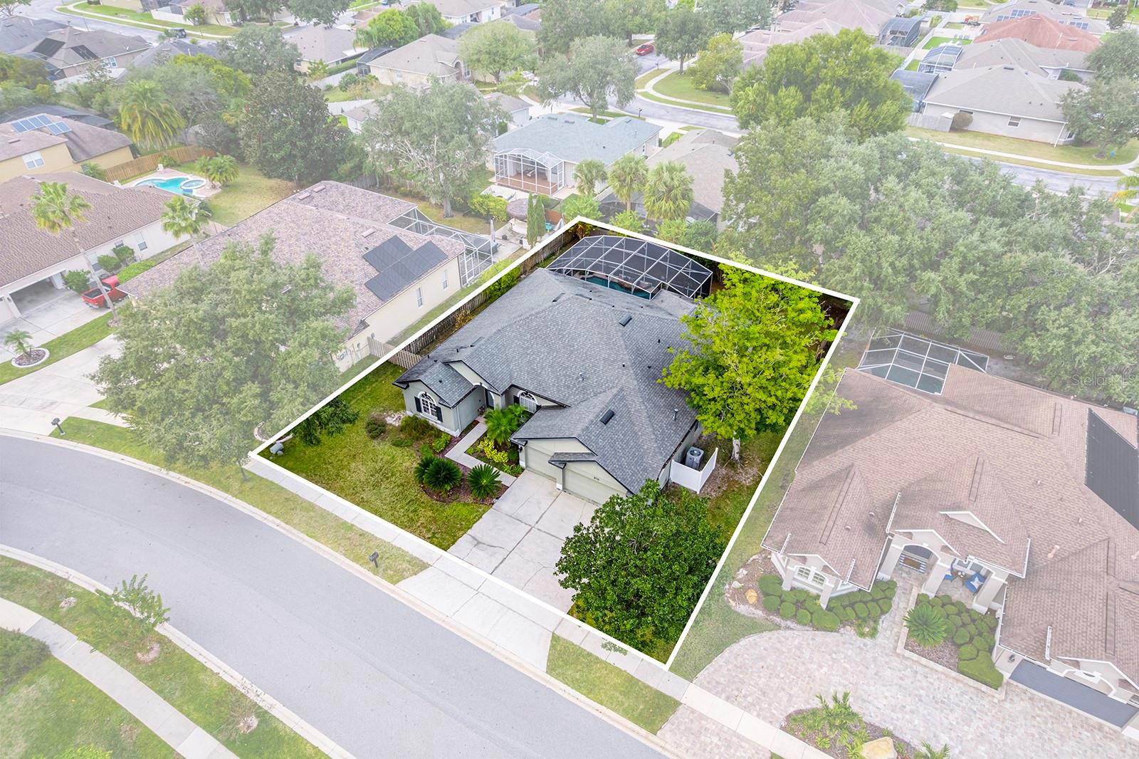 ESTATES AT ALOMA WOODS PH 2 - Residential