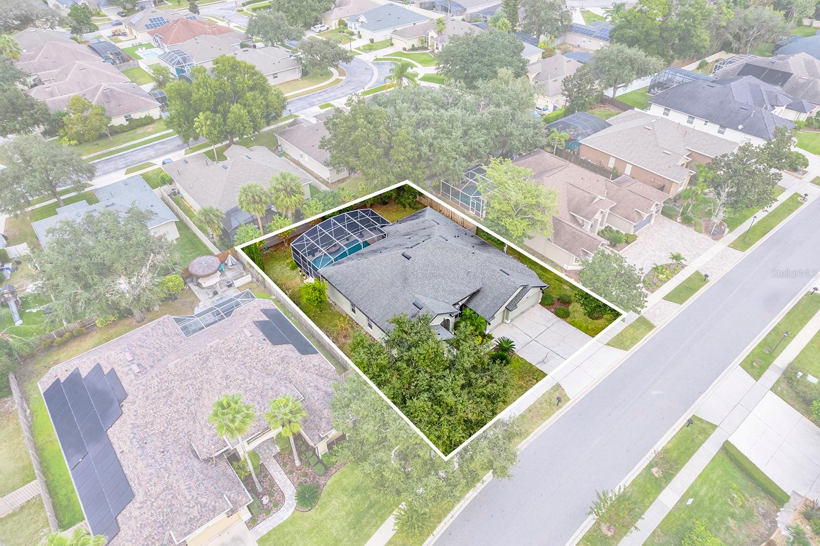 ESTATES AT ALOMA WOODS PH 2 - Residential