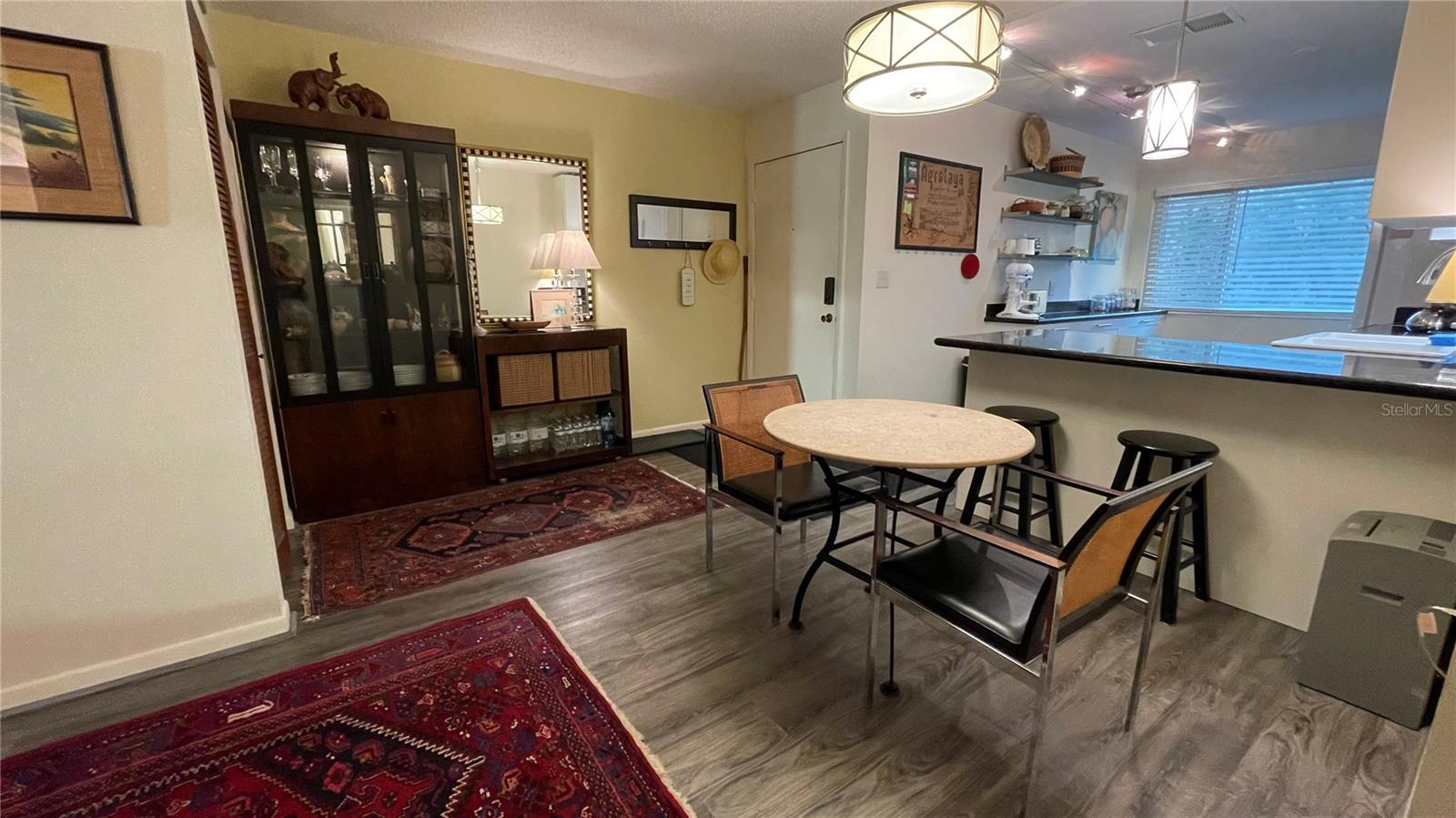 BIVENS LAKE ESTATE S - Residential