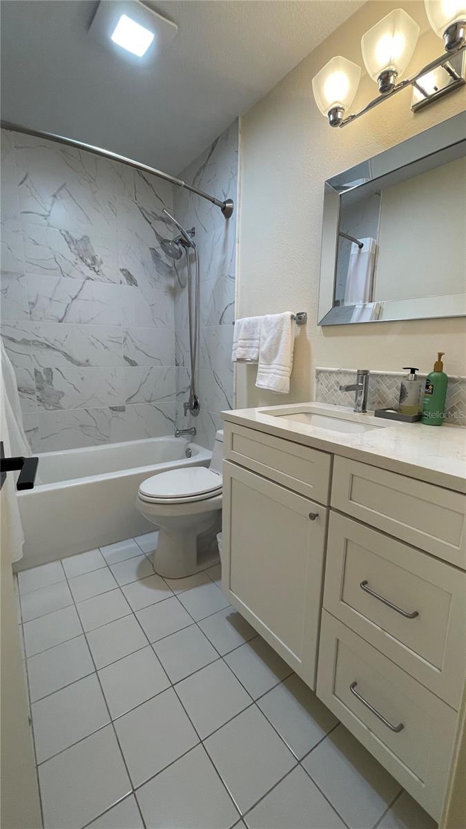 BIVENS LAKE ESTATE S - Residential